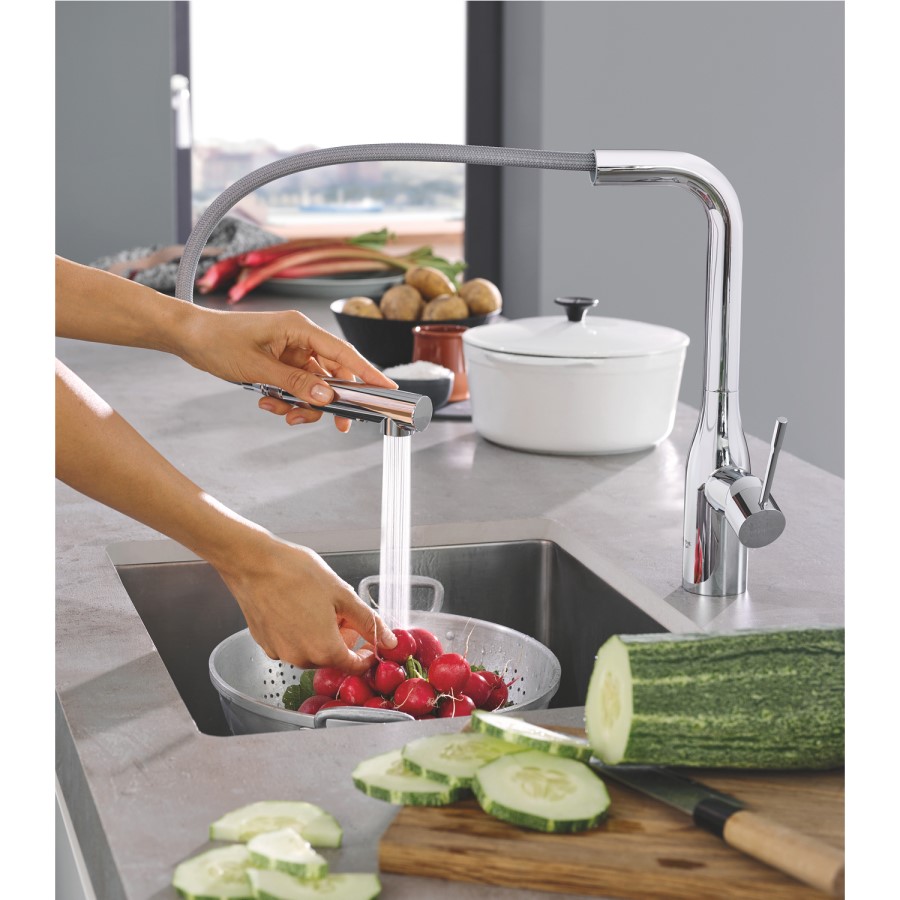 Grohe Chrome Single Lever Pull Out Spray Kitchen Mixer Tap