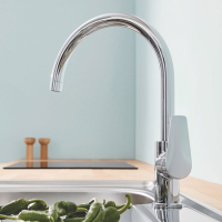 ONLY OPENED - Grohe BauEdge Single Lever Monobloc Mixer Kitchen Tap- Chrome ONLY OPENED - Grohe BauEdge Single Lever Monobloc Mixer Kitchen Tap- Chrome