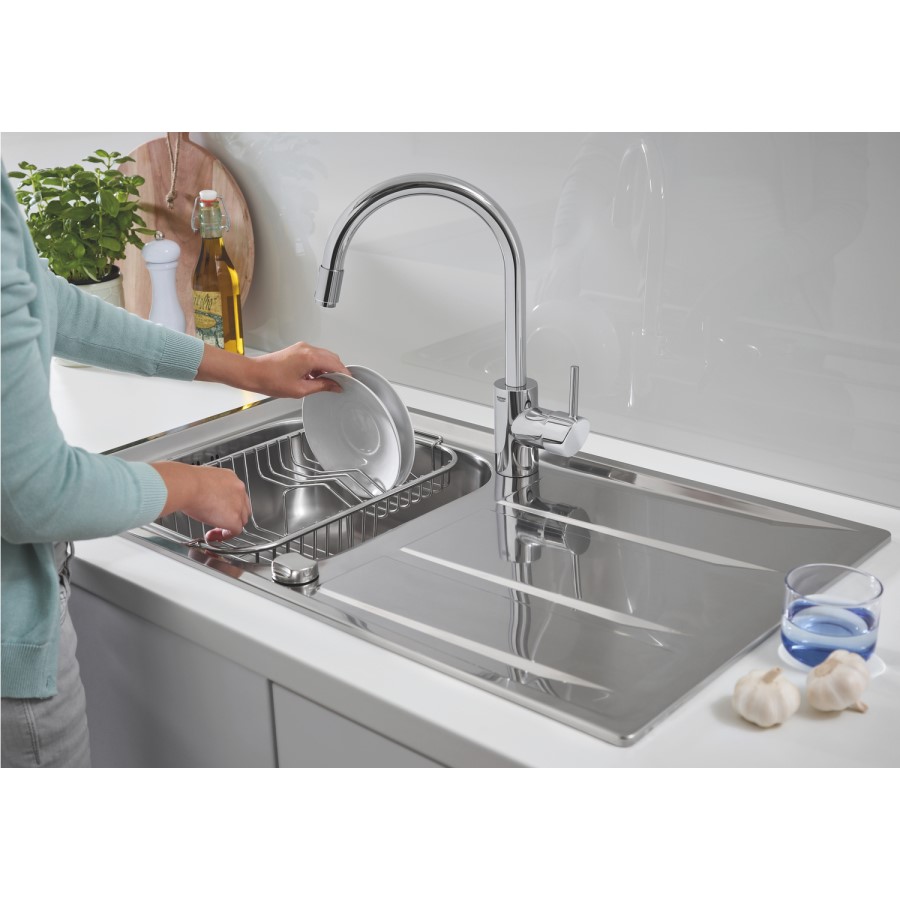 GRADE A1 - Box Opened Grohe Concetto Chrome Pull Out Spray Single Lever Mixer Kitchen Tap