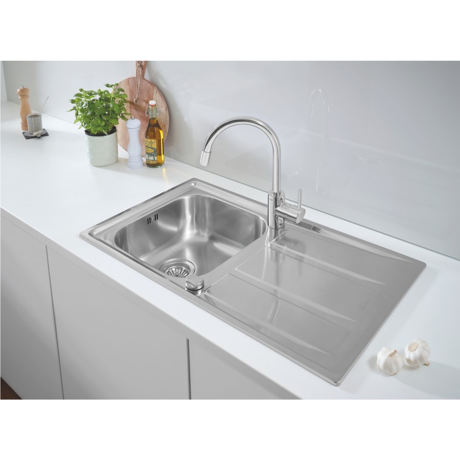 GRADE A1 - Box Opened Grohe Concetto Chrome Pull Out Spray Single Lever Mixer Kitchen Tap