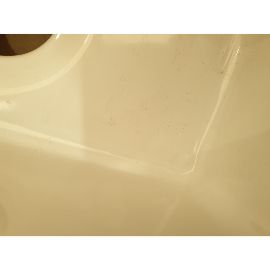 GRADE A2 - Reginox Tuscany 1.5 Bowl Ceramic White Undermount Kitchen Sink