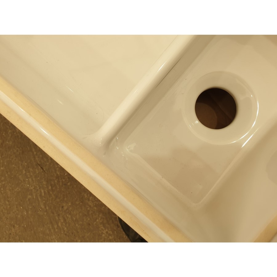 GRADE A2 - Reginox Tuscany 1.5 Bowl Ceramic White Undermount Kitchen Sink