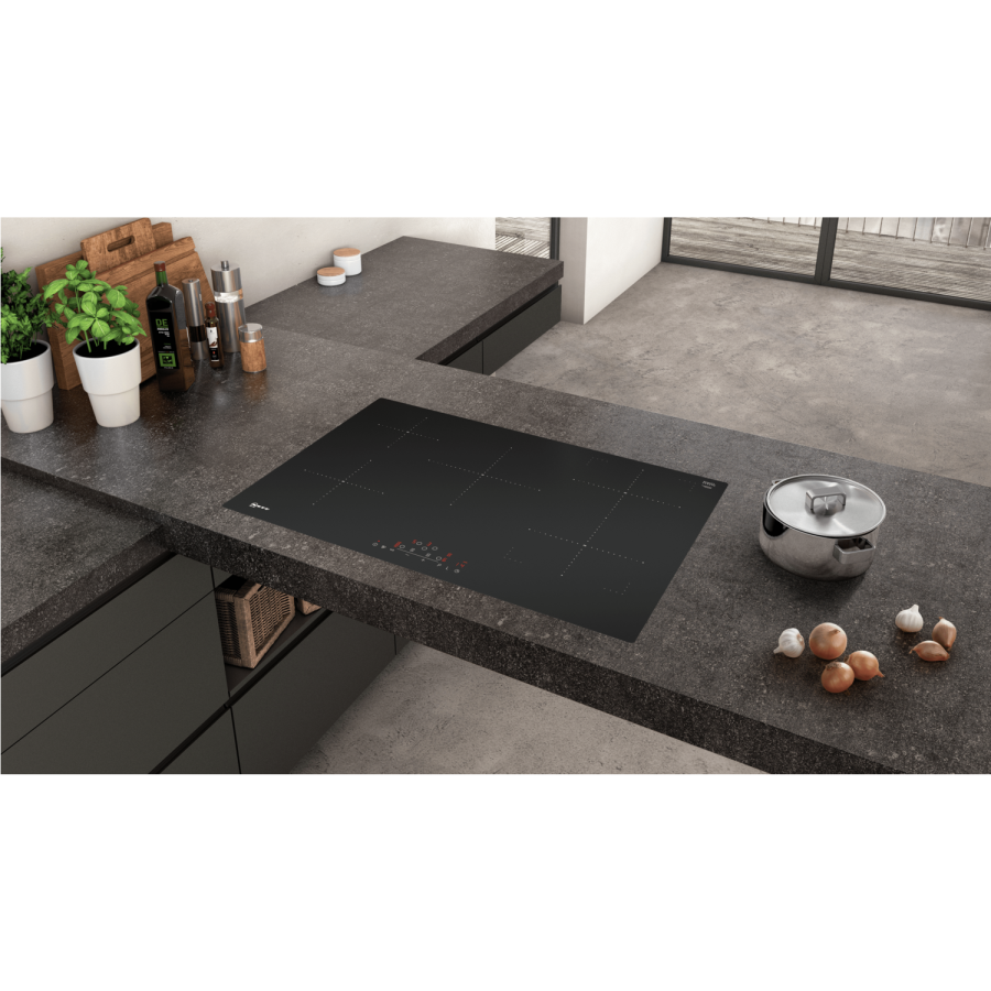 Refurbished Neff N70 T48FD23X2 80cm 5 Zone Induction Hob With TouchControl & CombiZone