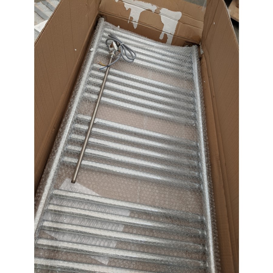 Towel Rads GRADE A2 - Iridio Electric Heated Towel Rail - 1200 x 500mm