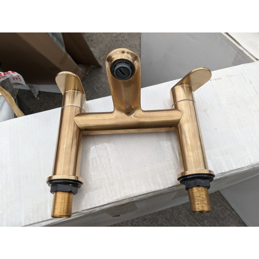 GRADE A2 - Brass Bath Mixer Tap - Albury