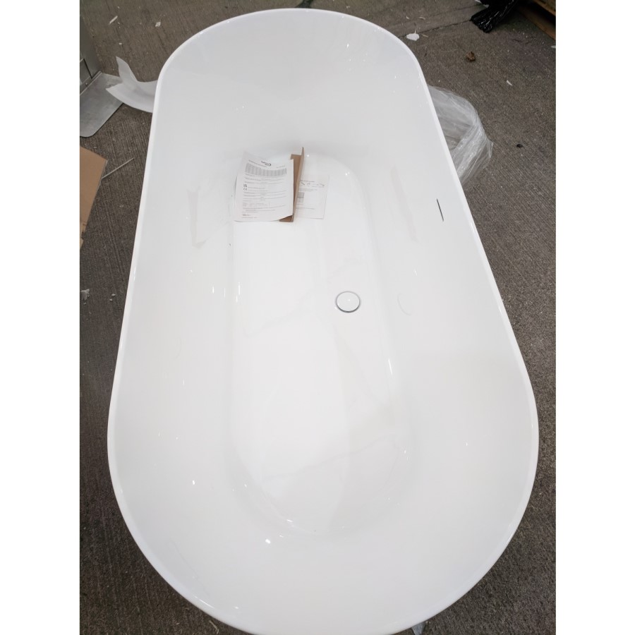 GRADE A2 - Freestanding Double Ended Bath 1700 x 750mm - Arya