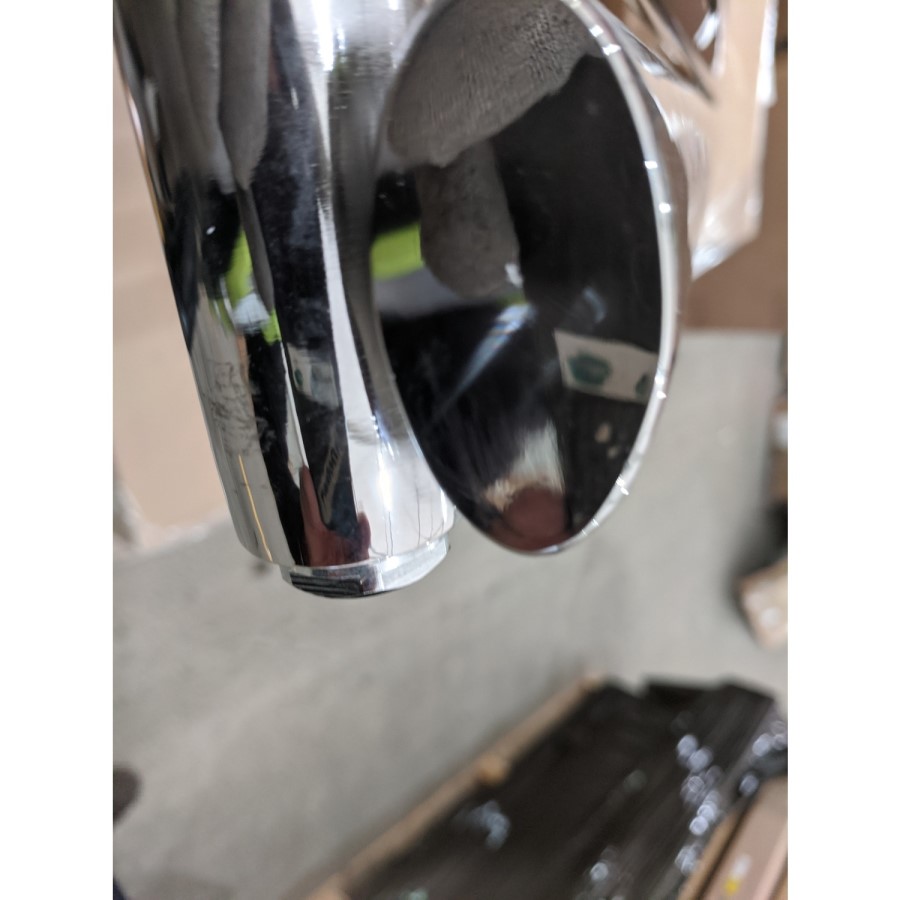 GRADE A2 - Chrome Vertical Single Panel Radiator 1600 x 360mm - Margo