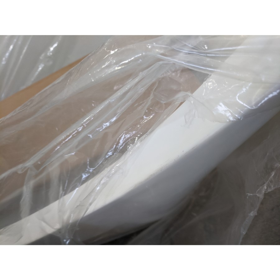 GRADE A2 - Freestanding Single Ended Slipper Bath 1520 x 720mm - Newport