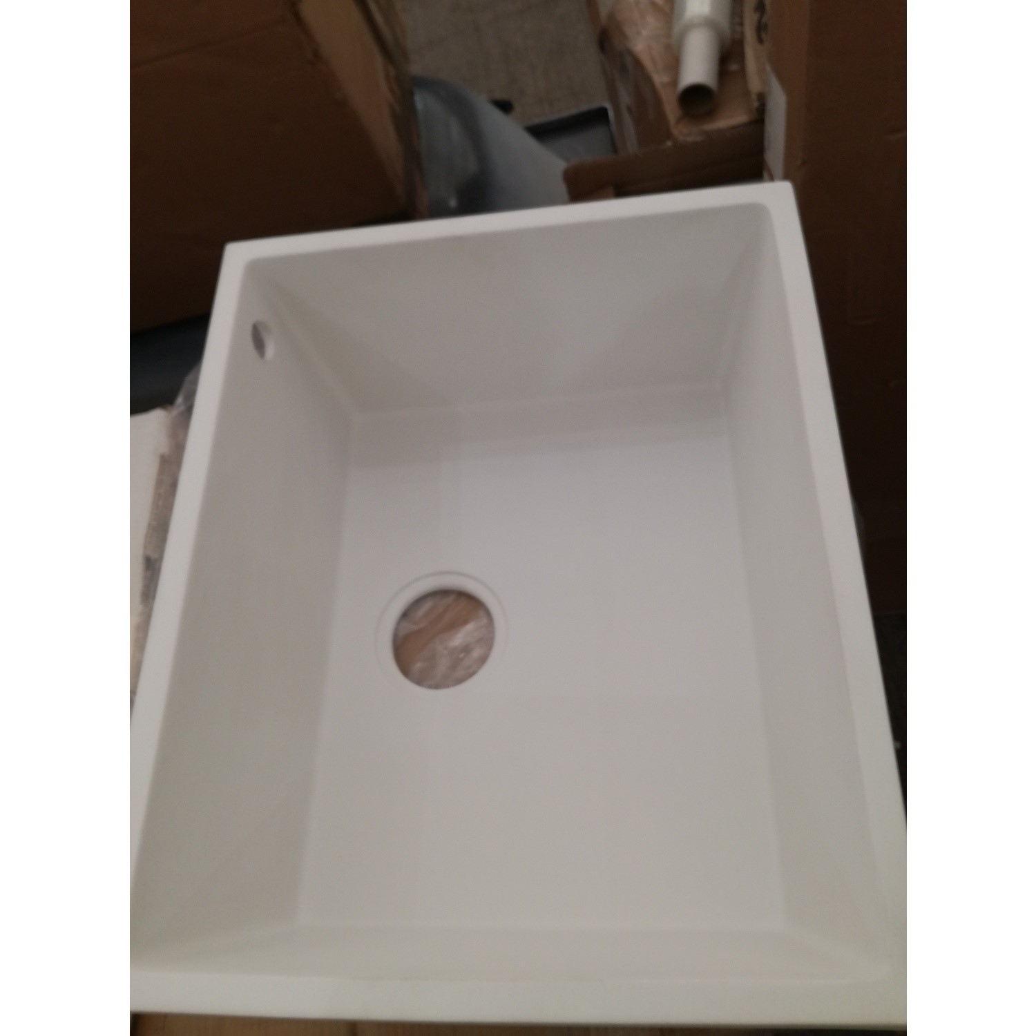 GRADE A2 Enza Madison Single Bowl Undermount White Granite Composite