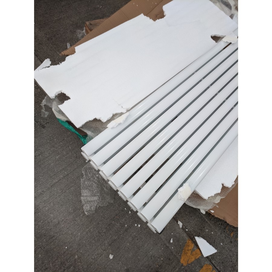 GRADE A2 - White Vertical Double Panel Radiator 1600 x 480mm - Margo