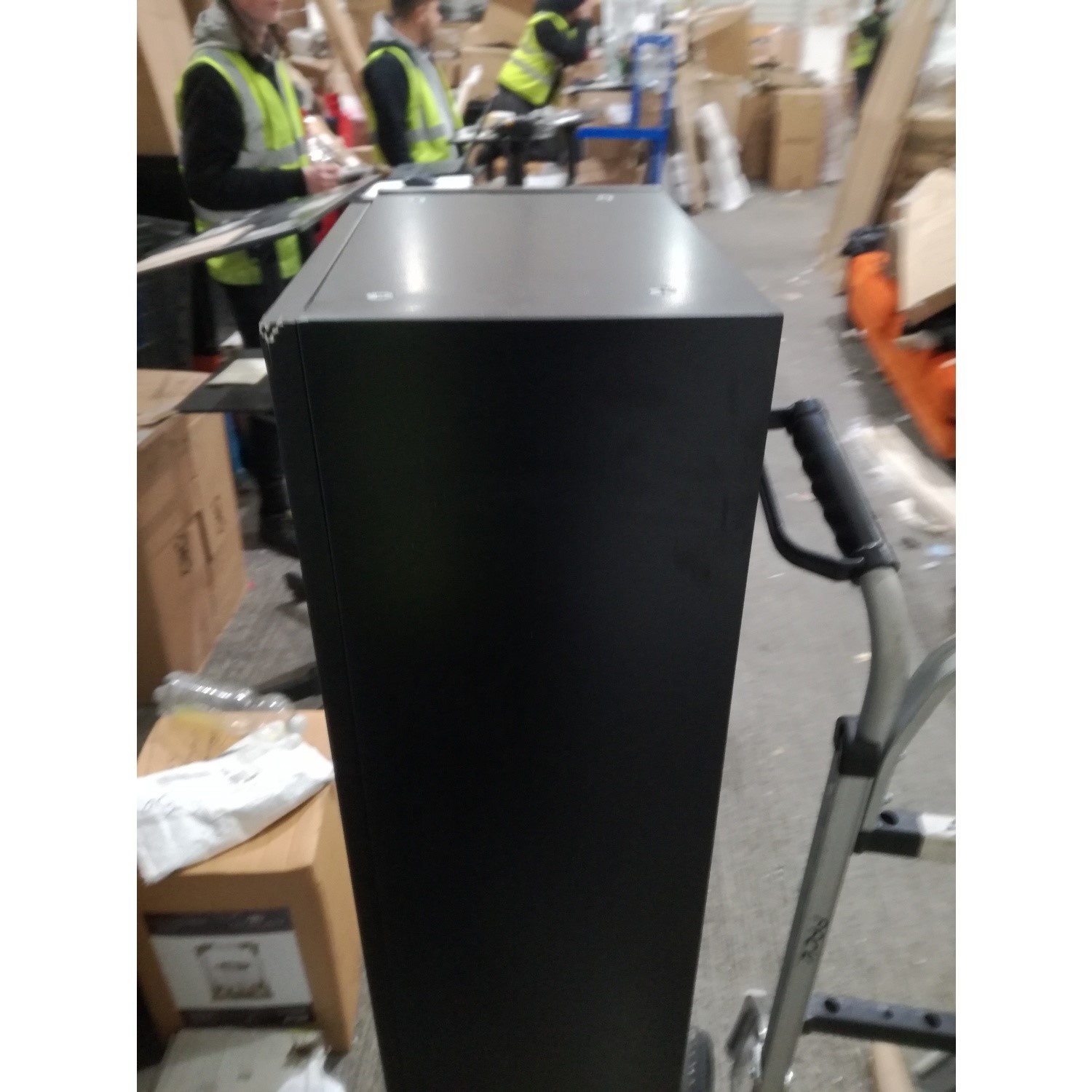 GRADE A2 Black Wall Mounted Tall Bathroom 400mm Roxbi