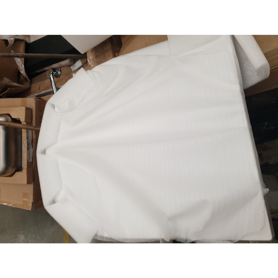 GRADE A2 - Newport Soft Close Wrap Seat