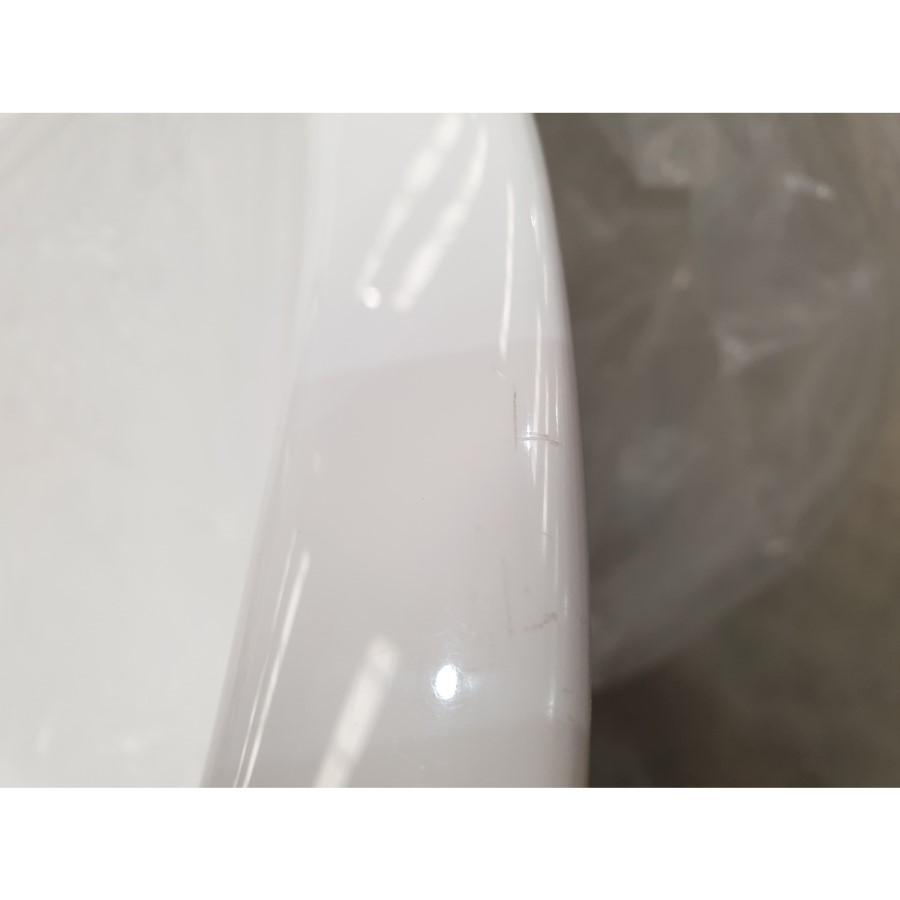 GRADE A2 - Freestanding Double Ended Bath 1650 x 740mm - Empire