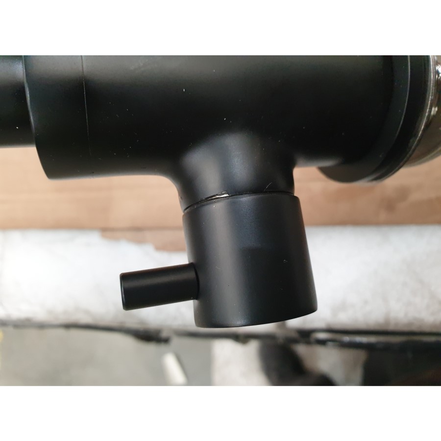 GRADE A2 - Black 4 Hole Bath Shower Mixer Tap - Arissa