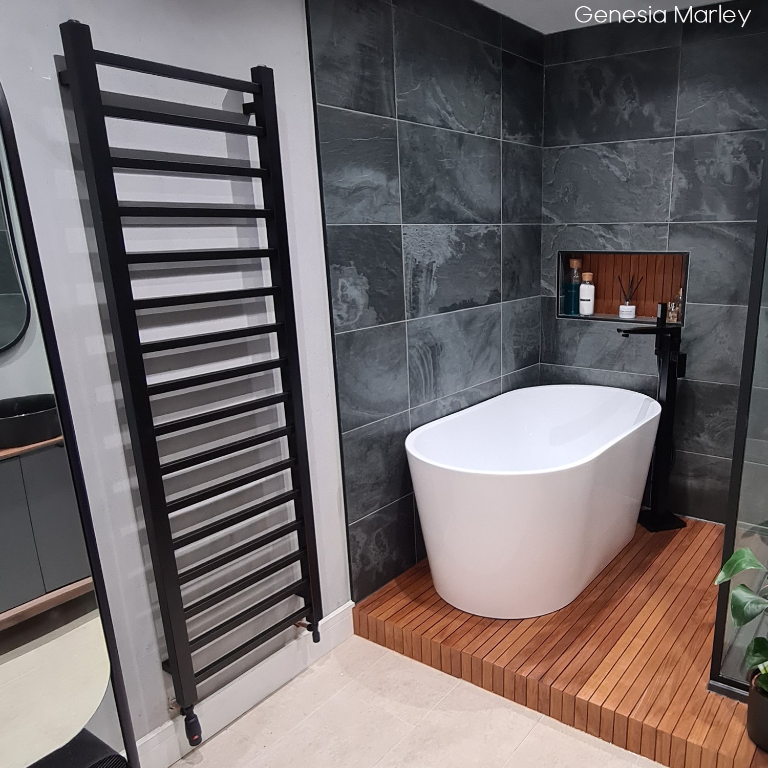 Black towel top radiator 500mm