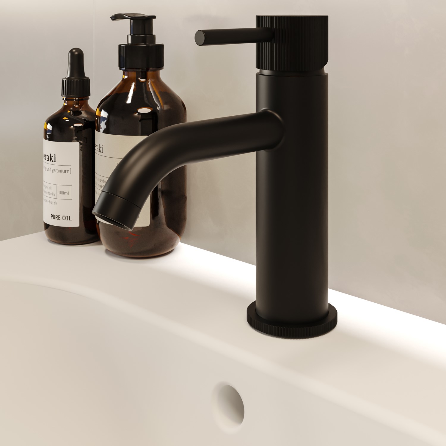 Arissa Black Matt Fluted Mono Basin Mixer Tap With Waste