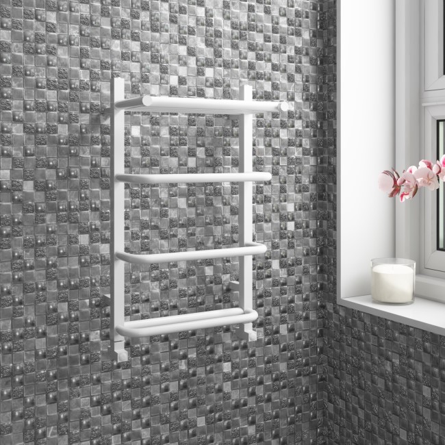 GRADE A1 - White Bathroom Towel Radiator - 600 x 400mm