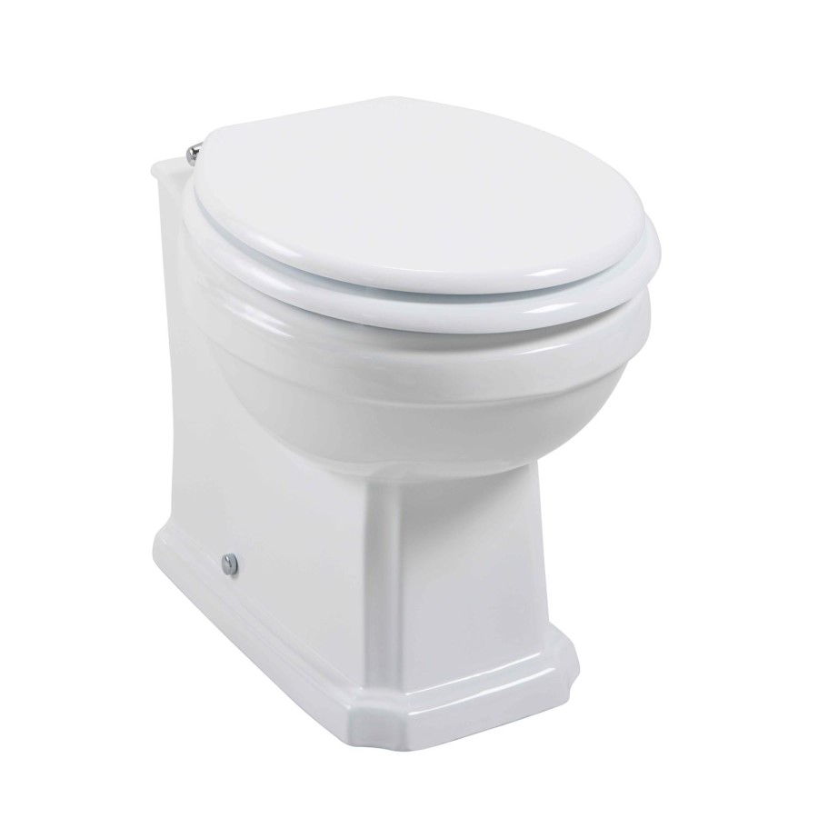 Taylor & Moore Traditional Back to Wall Pan