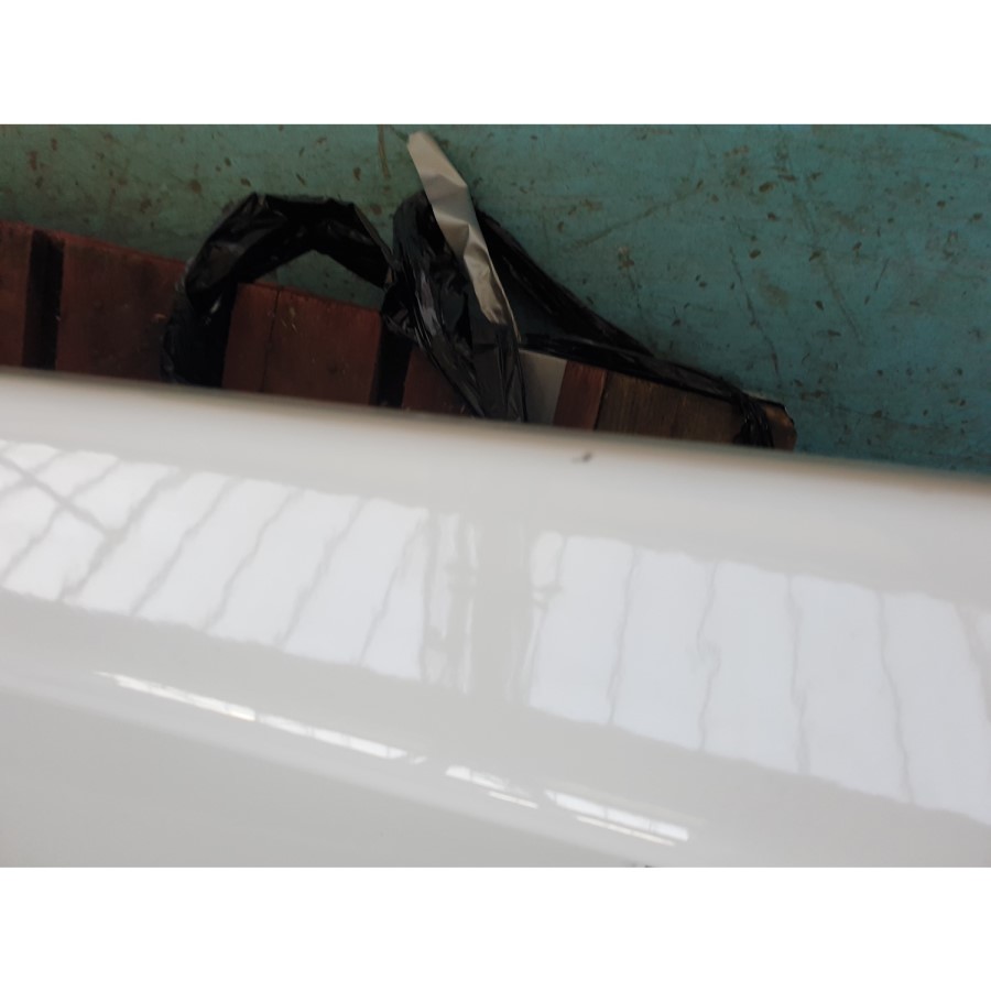 GRADE A2 - 1700 x 700 Steel Bath with No Tap Holes 