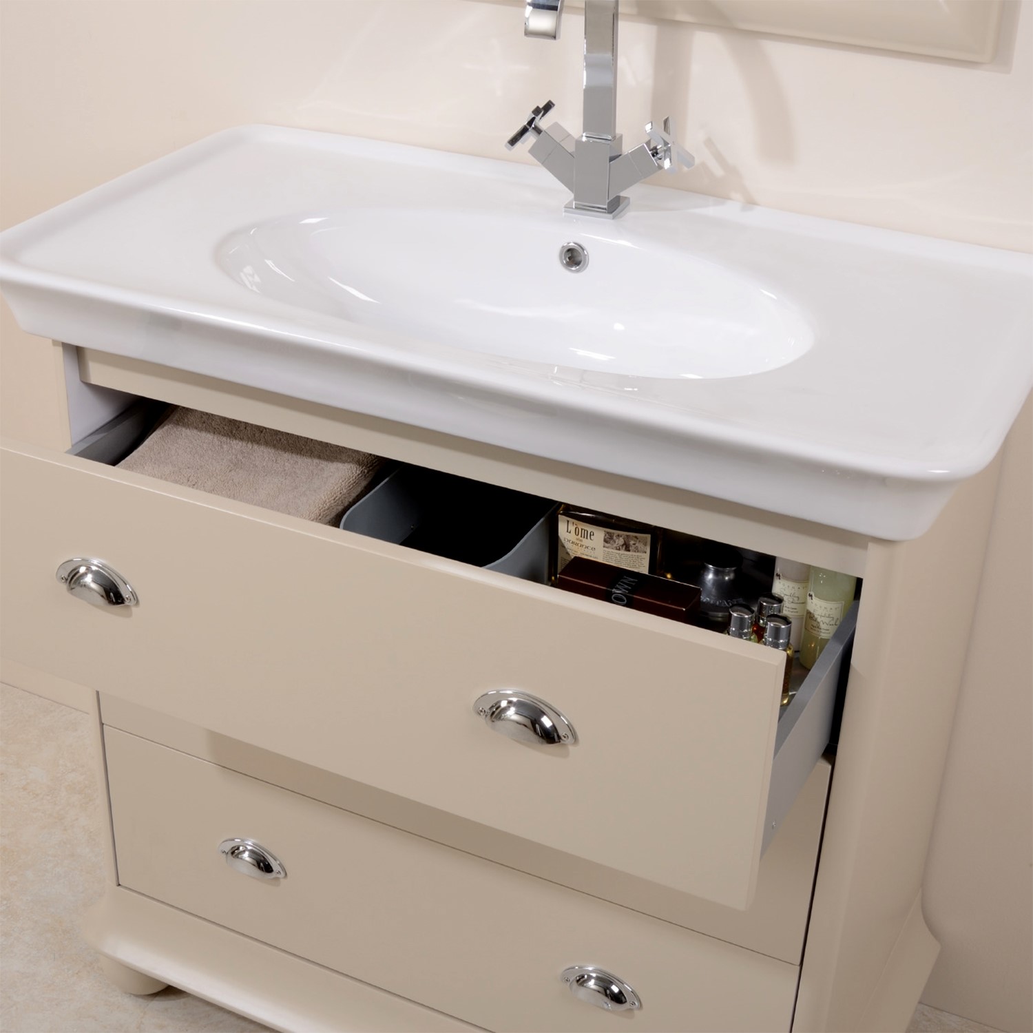 Valencia 900mm Vanity Basin Unit Cream 3 Drawer Unit Better Bathrooms Valencia 900mm Vanity Basin Unit Cream 3 Drawer Unit Better Bathrooms