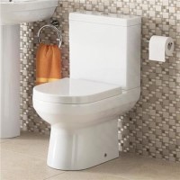 Dee Toilet and Seat with Pan Connector