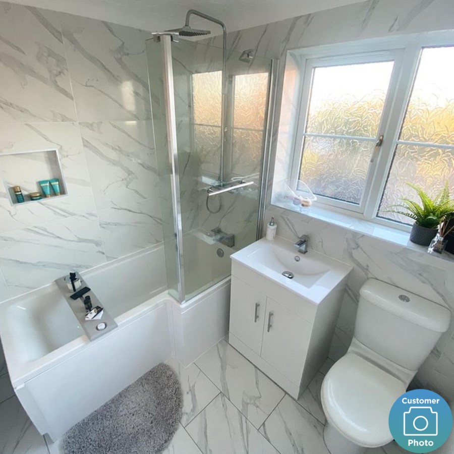 L Shaped Shower Bath with Front Panel & Chrome Bath Screen with Towel Rail, Right Hand 1500 x 850mm - Lomax