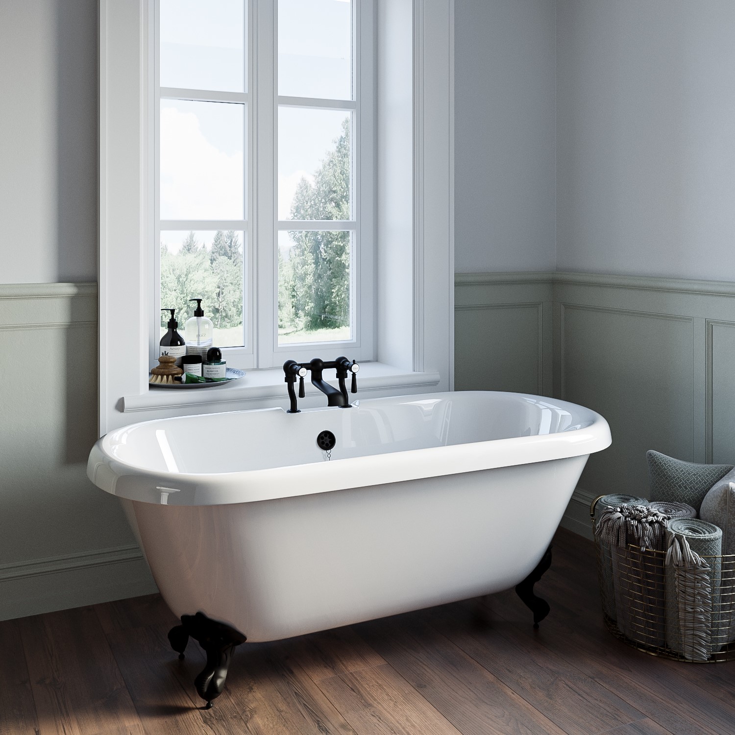 Park Royal White Freestanding Double Ended Roll Top Bath With Black Feet 1515 X 740Mm