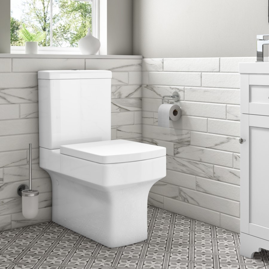 Grade A1 - Close Coupled Rimless Toilet with Soft Close Seat - Ashford
