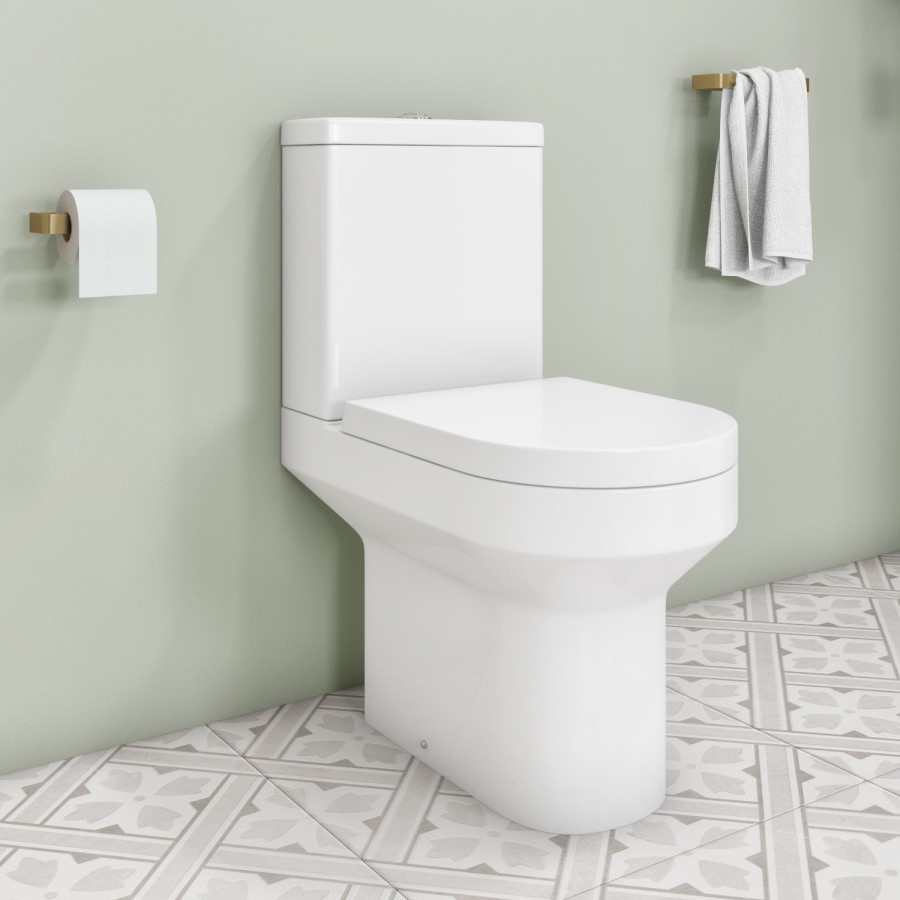 Grade A1 - Close Coupled Toilet with Soft Close Seat - Pendle