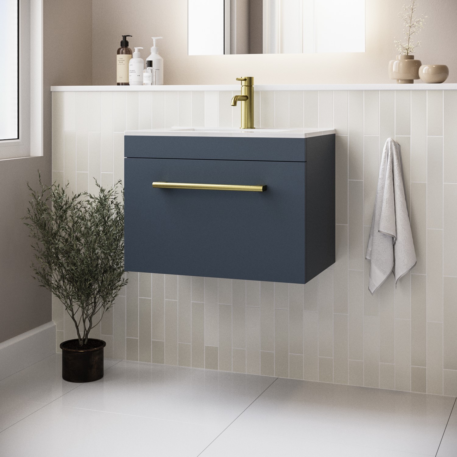 Ashford Blue 600Mm Wall Hung Vanity Unit With Basin And Brass Handle