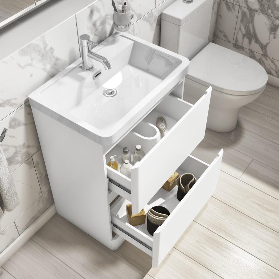 Grade A2 - 600mm White Freestanding Vanity Unit with Basin - Pendle