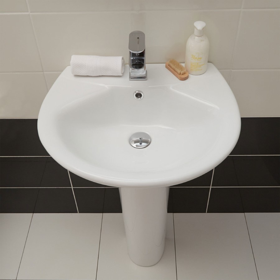 Prima Bathroom Suite