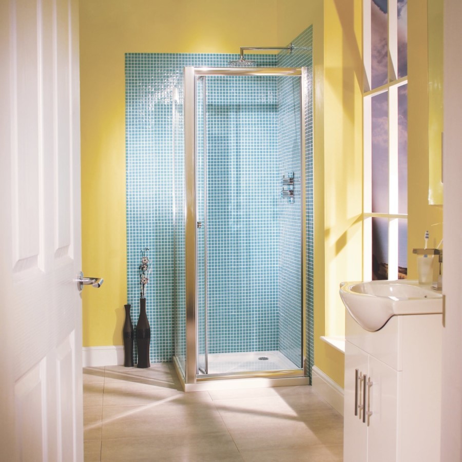 Bi-Fold Shower Door 760mm - 6mm Glass - Aquafloe Range