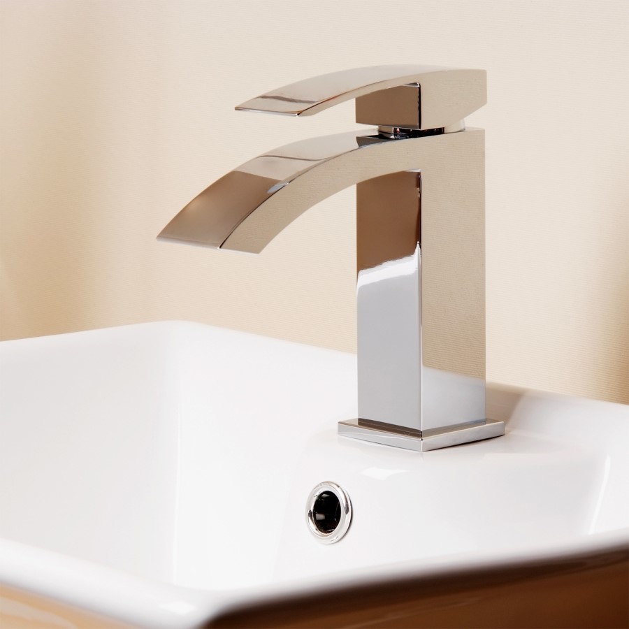 ONLY OPENED - Cloakroom Basin Mono Tap - Wave Range