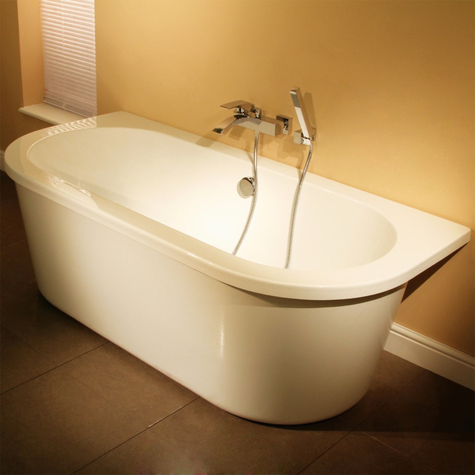 Back to Wall Freestanding Bath with Surround Panel L1685 x W780mm