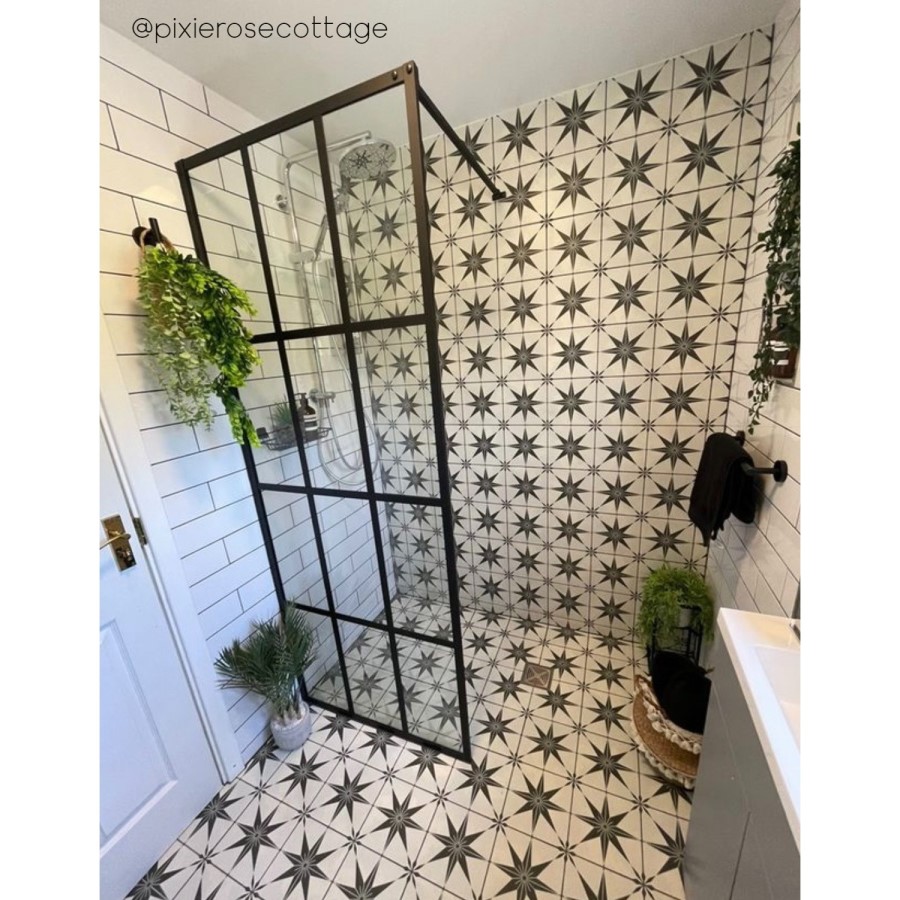 GRADE A1 - 1400mm Black Grid Framework Wet Room Shower Screen - Nova