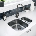A2/BeBa_26183 ALMOST PERFECT - 1.5 Bowl Undermount Chrome Stainless Steel Kitchen Sink with Reversible Drainer - Enza Isabella