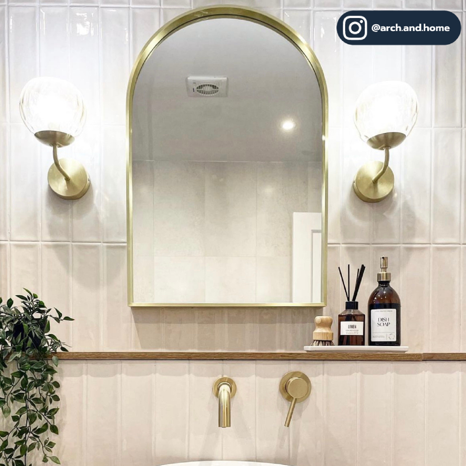Brass bathroom mirror deals