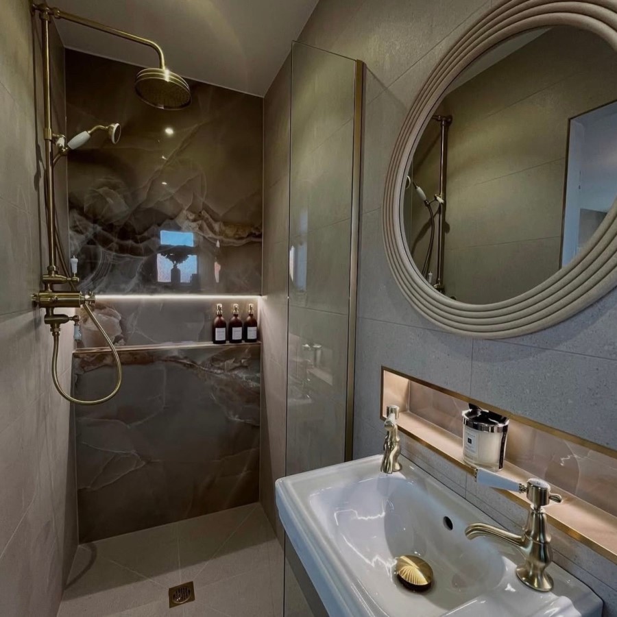 Brushed Brass Traditional Thermostatic Mixer Shower Set with Slide Rail Kit & Hand Shower - Camden