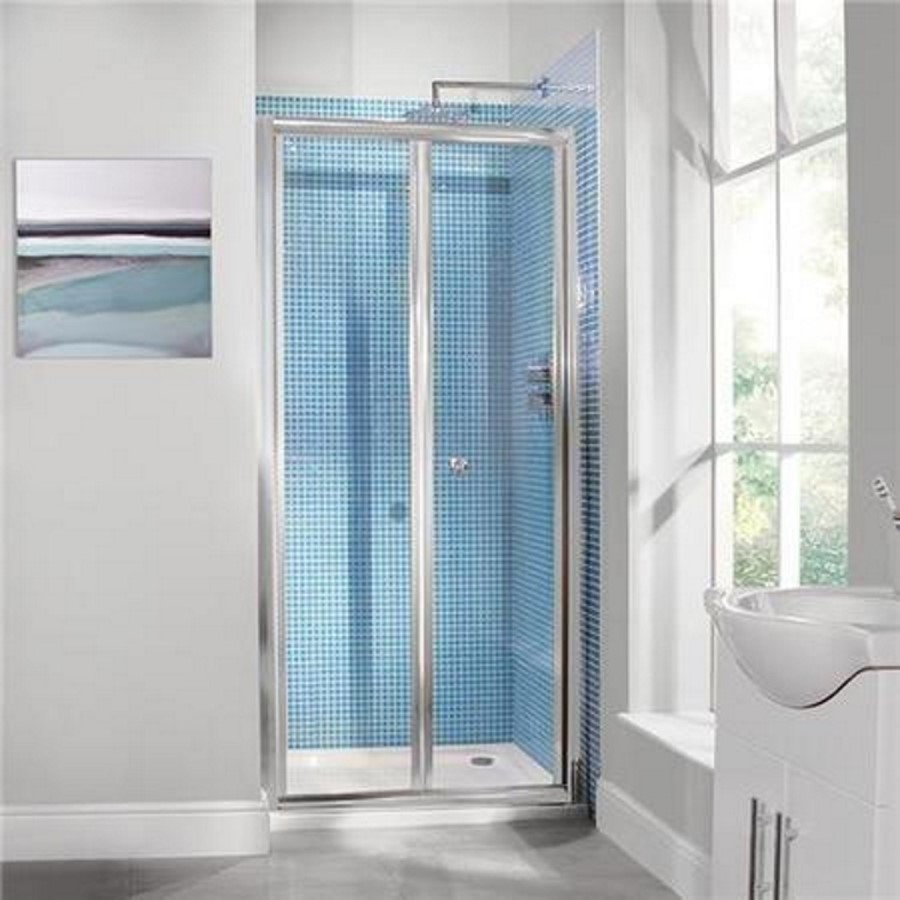 GRADE A2 - 800mm Bi-Fold Shower Door 6mm Glass - Aquafloe