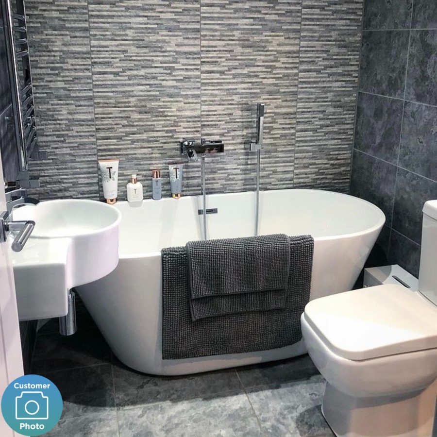 GRADE A1 - Freestanding Double Ended Bath 1500 x 680mm - Bari