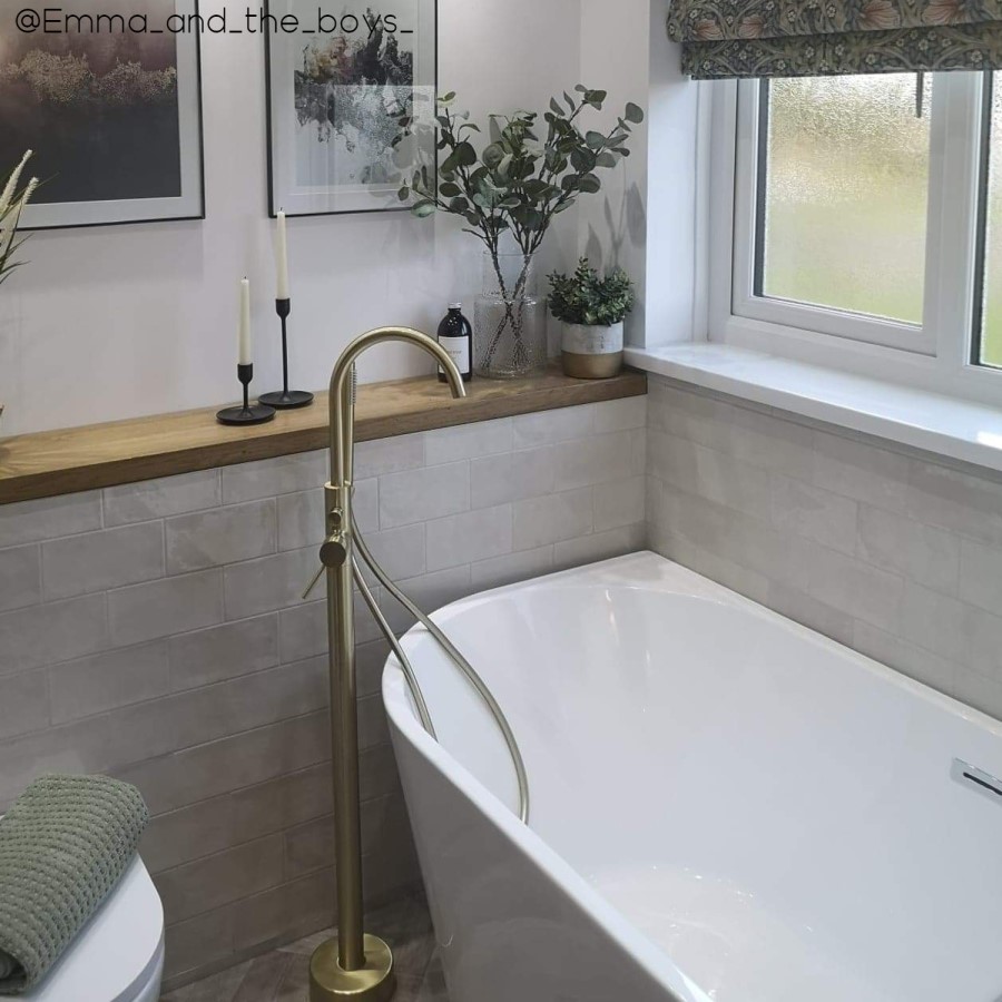 GRADE A1 - Gable Modern Back To Wall Freestanding Bath - 1500 x 745mm