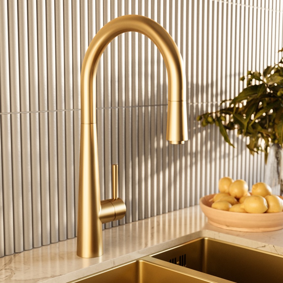 ONLY OPENED - Brushed Brass Single Lever Pull Out Monobloc Kitchen Mixer Tap - Enza Olney