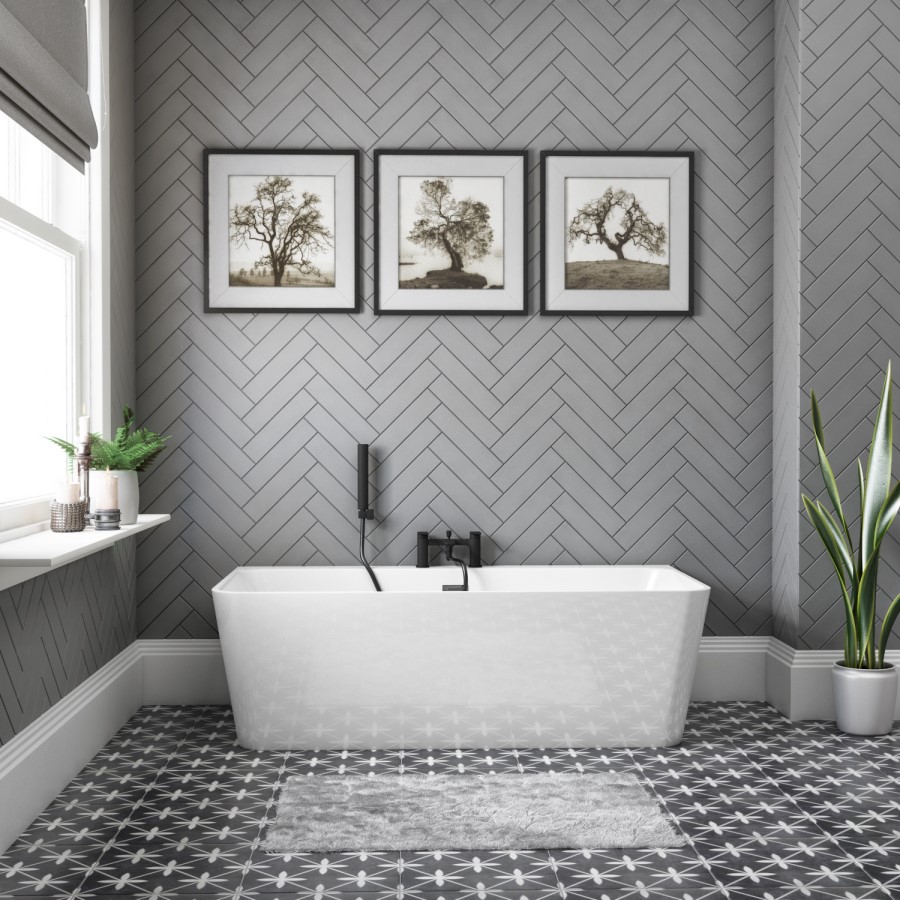 GRADE A3 - Oslo Slim Back to Wall Double Ended Freestanding Bath - 1700 x 740mm