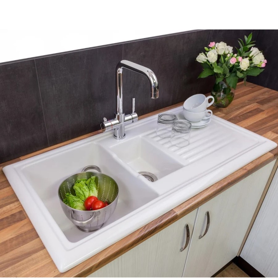 1.5 Bowl White Ceramic Kitchen Sink with Reversible Drainer - Reginox