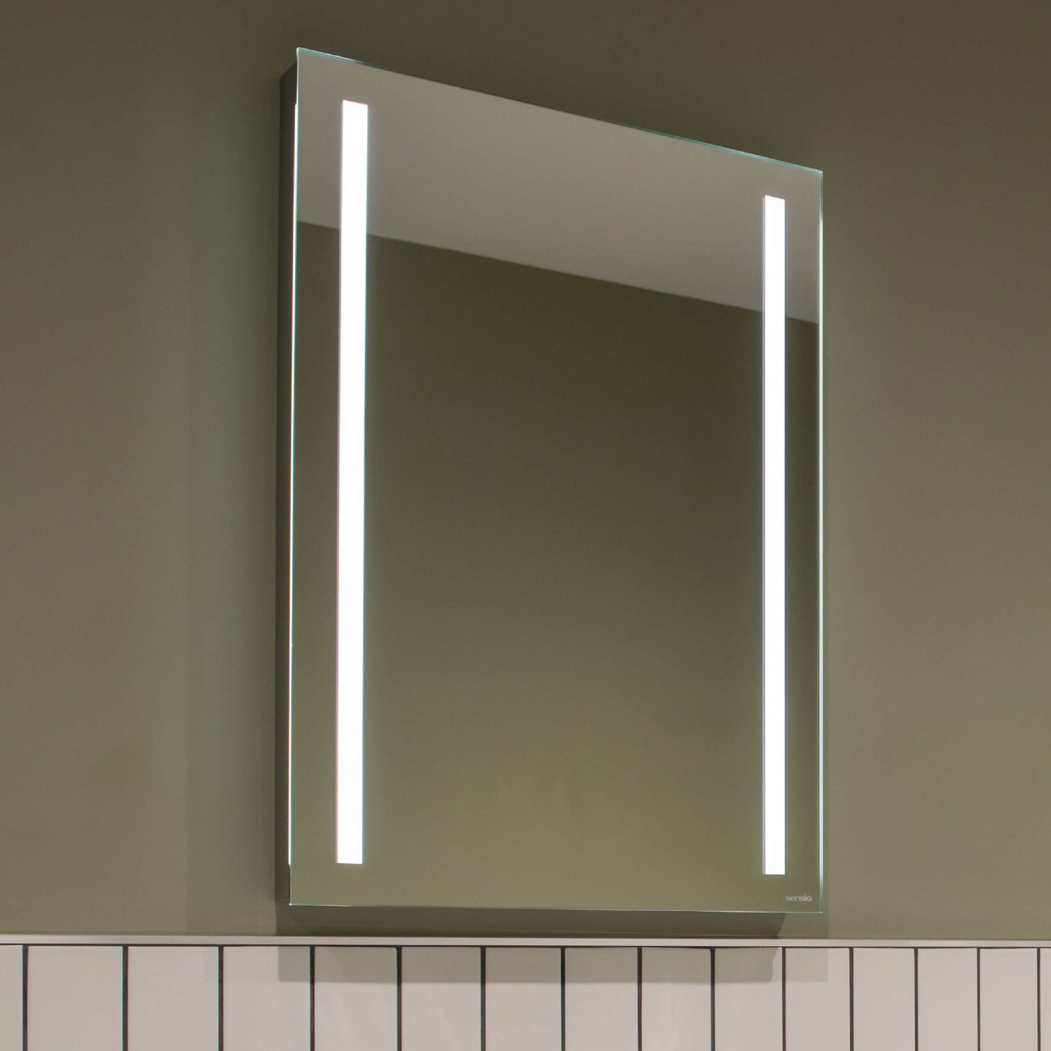 Sensio Silver Lumino Evo+ Rectangular Bathroom Mirror With Battery Operated Lights - 300 X 450Mm