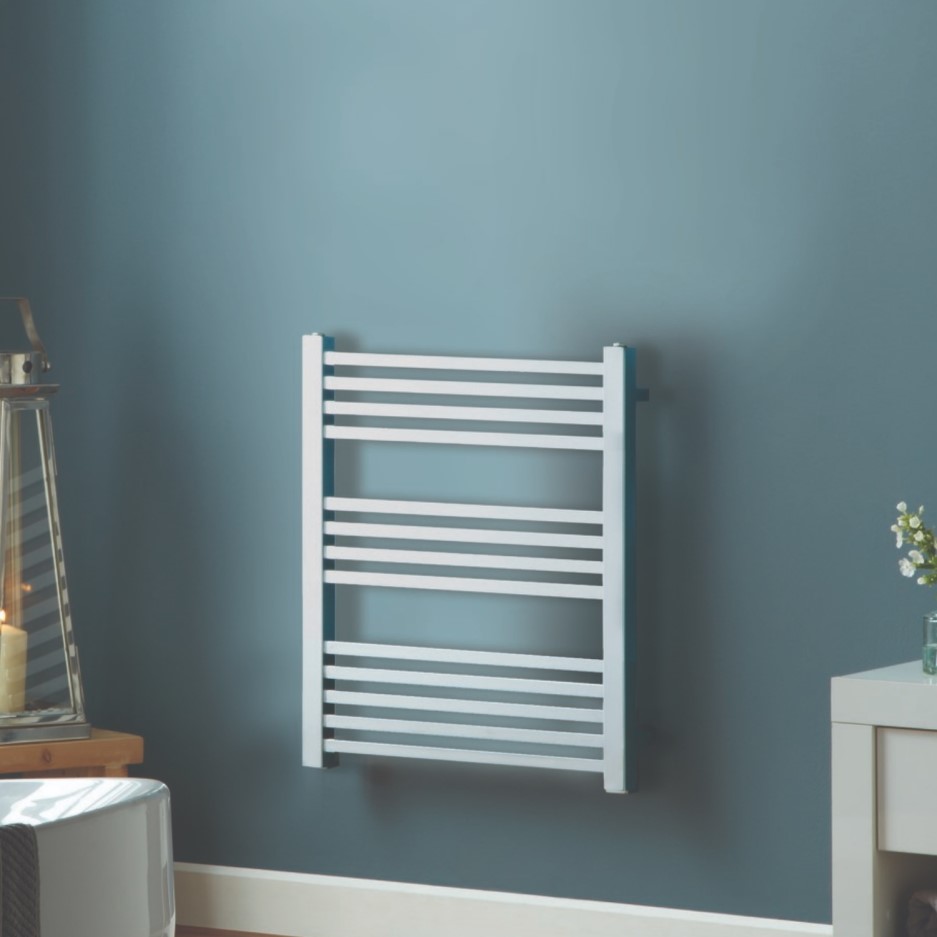 Chrome Towel Radiator With Square Rails 283w 800 X 600mm