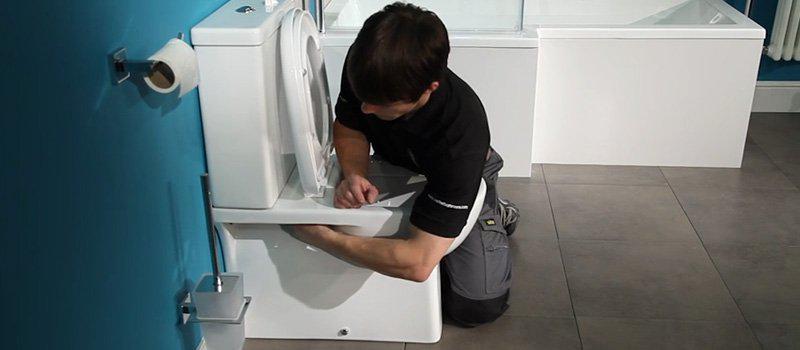 How To Fit A Toilet - Fitting A Toilet Seat How To Fit A Toilet - Fitting A Toilet Seat