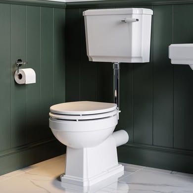 Close Coupled Traditional Low Level Short Projection Toilet Wooden Soft Close Seat & Chrome Fittings