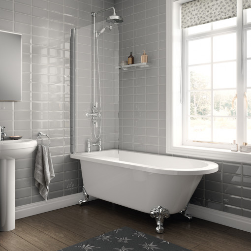 1670 Freestanding Single Ended Bath With Screen